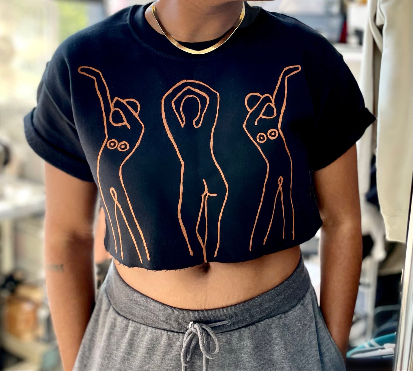 Trinité Short-Sleeved Embroidered Sweatshirt